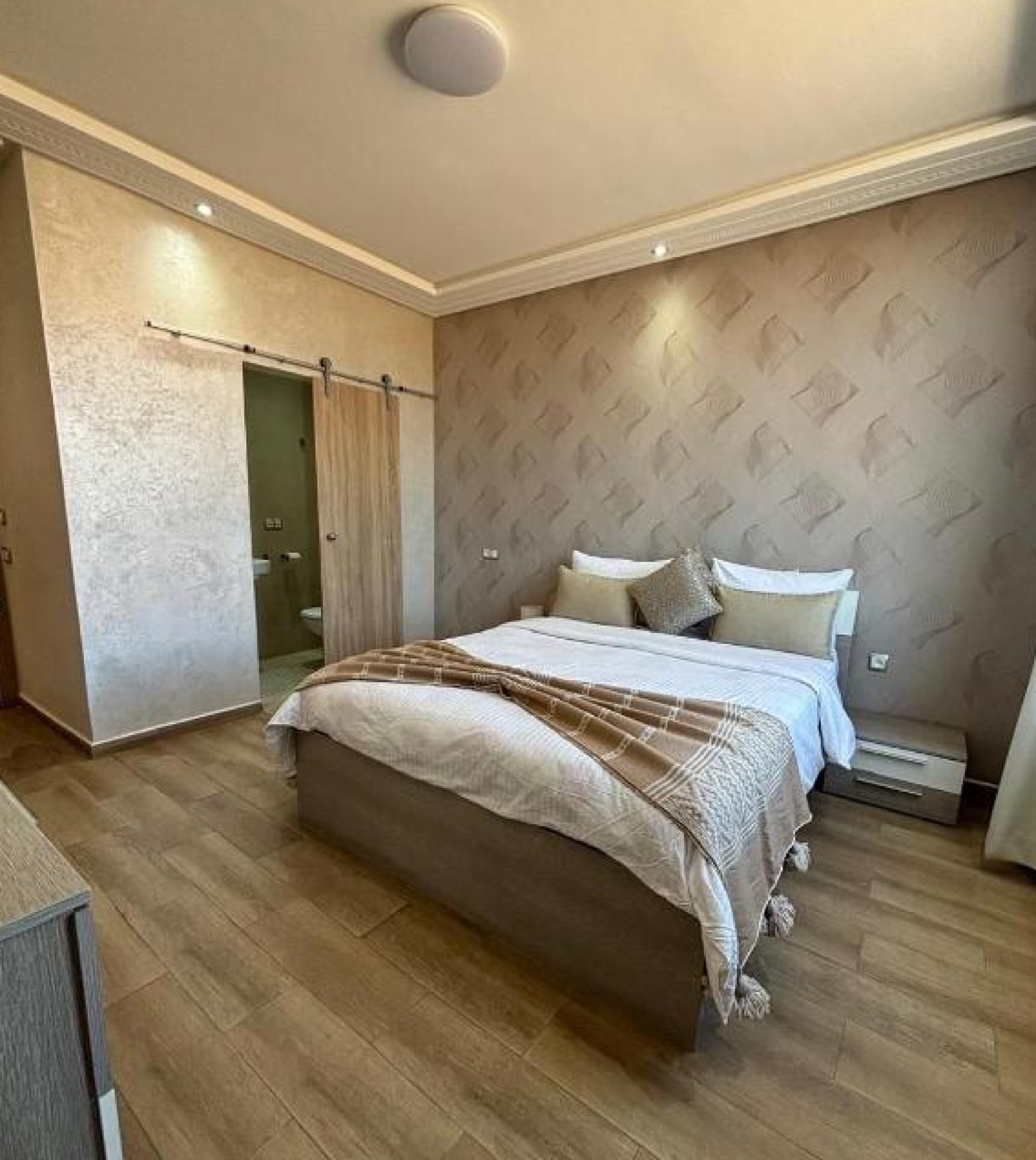 Double Room with Shared Bathroom